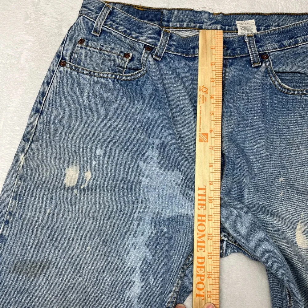 Vintage Levi's 550 Relaxed Fit Jeans Men's Blue Denim Straight Zip Fly - 34X33‎